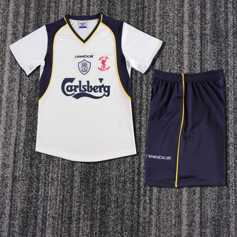 Retro Kids Liverpool FC 2001-2002 away Main image