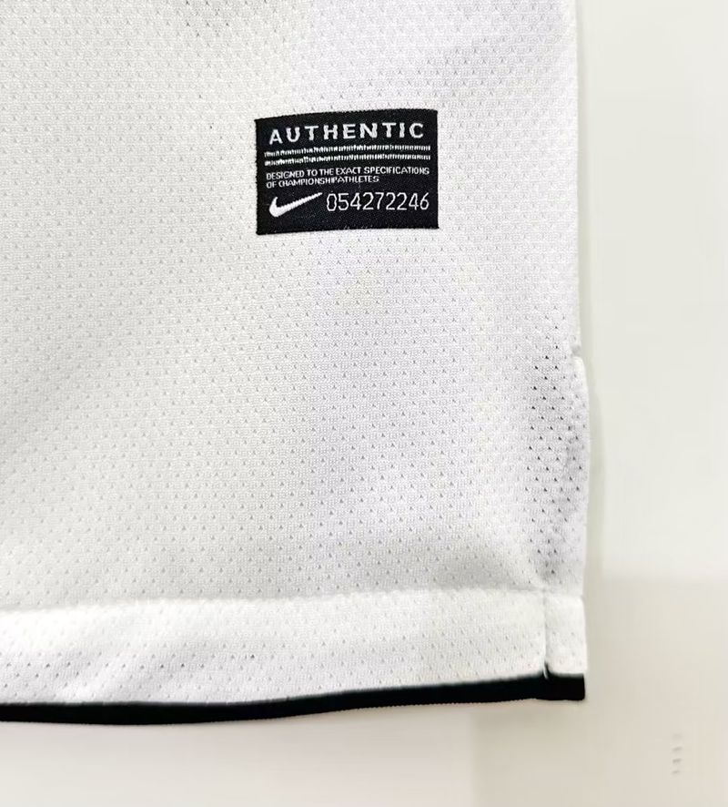Retro Manchester United 2010-2011 away UCL edition