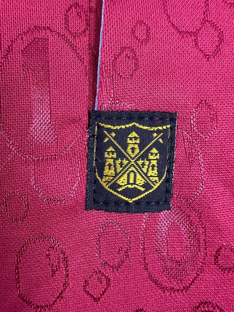 Retro West Ham United 1995-1997 home