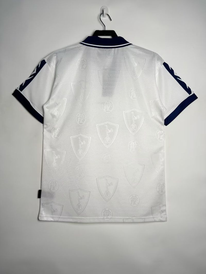 Retro Tottenham Hotspur 1995-1997 home Secondary image