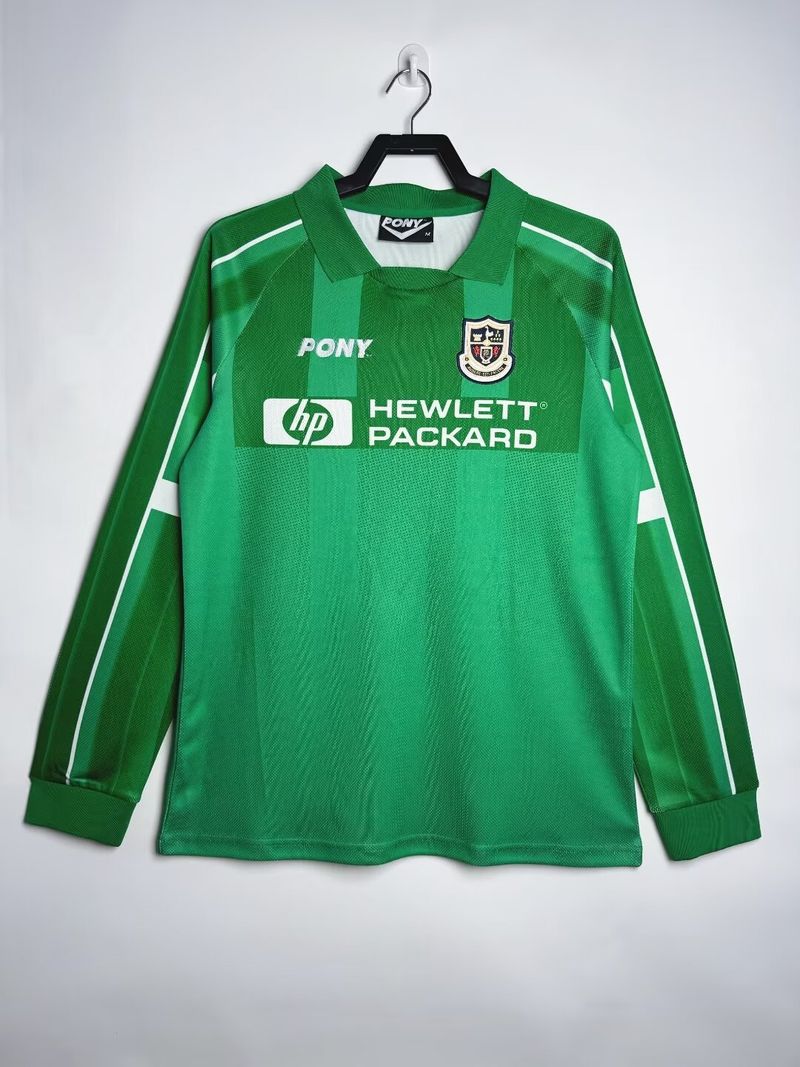 Retro Tottenham Hotspur 1997-1999 Goalkeeper Long Sleeve Main image
