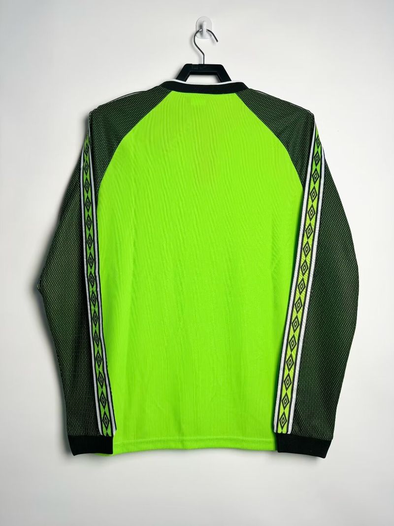 Retro Manchester United 1998-1999 Goalkeeper Long Sleeve Secondary image