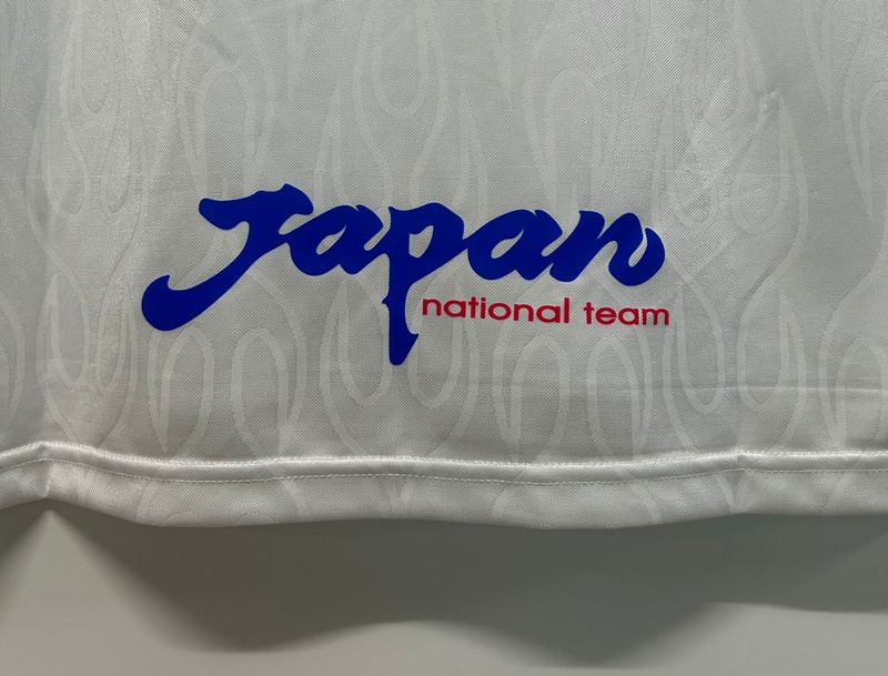 Japon 1998, maillot extérieur rétro