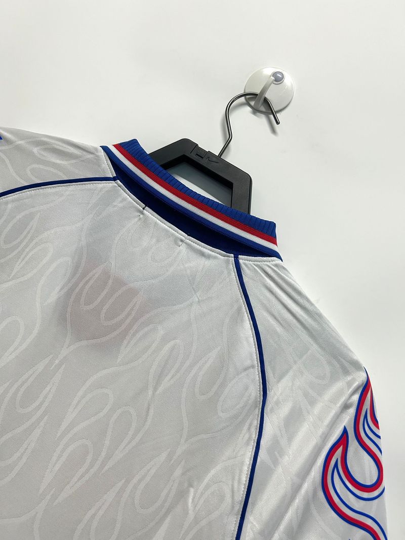 Japon 1998, maillot extérieur rétro