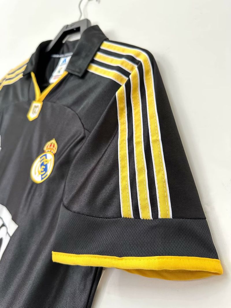 Retro Real Madrid 1999-2001 away