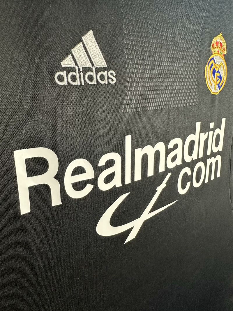 Maillot extérieur rétro Real Madrid 2001-2002