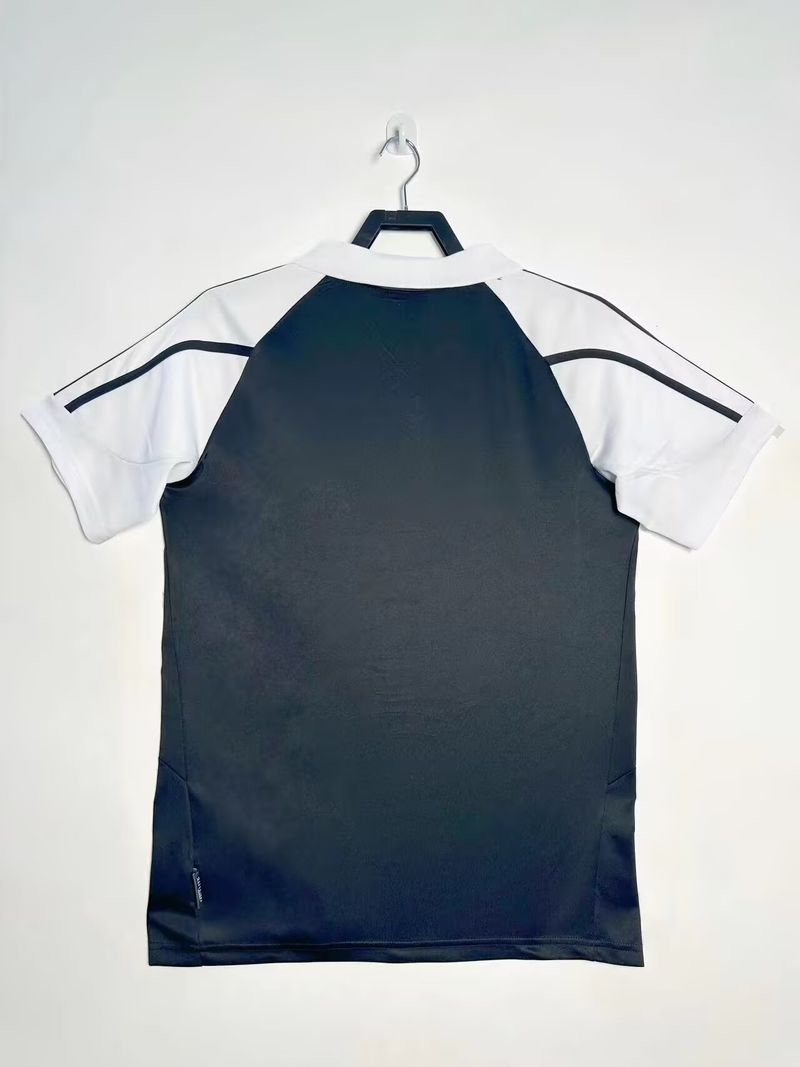 Maillot extérieur rétro Real Madrid 2001-2002