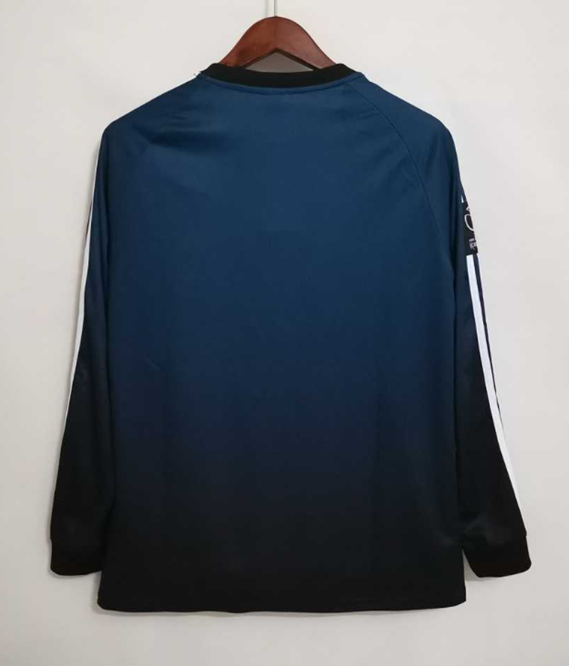 Retro Germany 2002 Goalkeeper Long Sleeve Secondary image