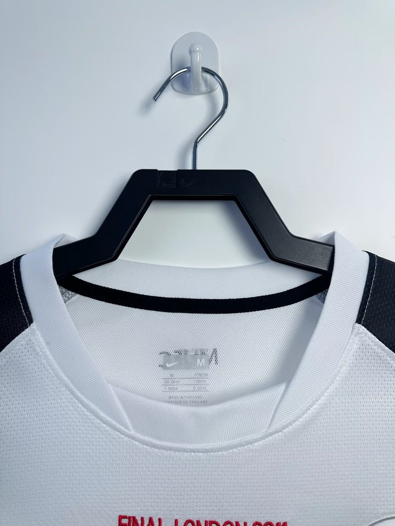 Maillot rétro Manchester United extérieur manches longues 2010-2011