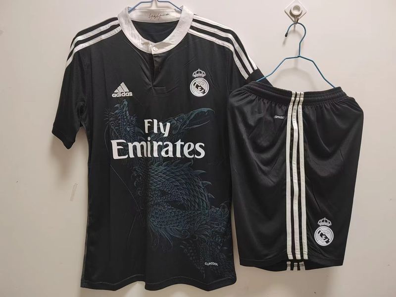 Retro Real Madrid 2014-2015 second away trousers