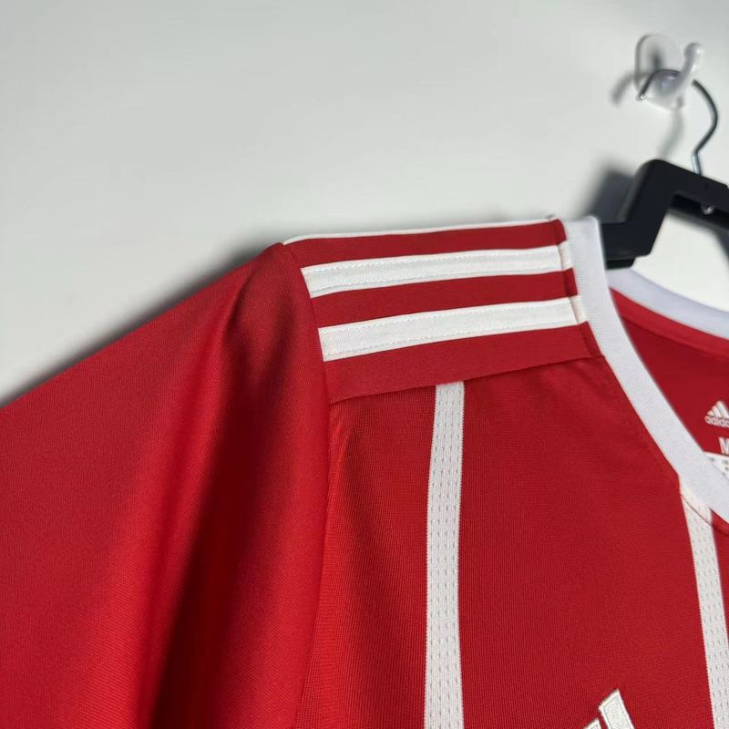 Retro Bayern Munich domicile 2017-2018