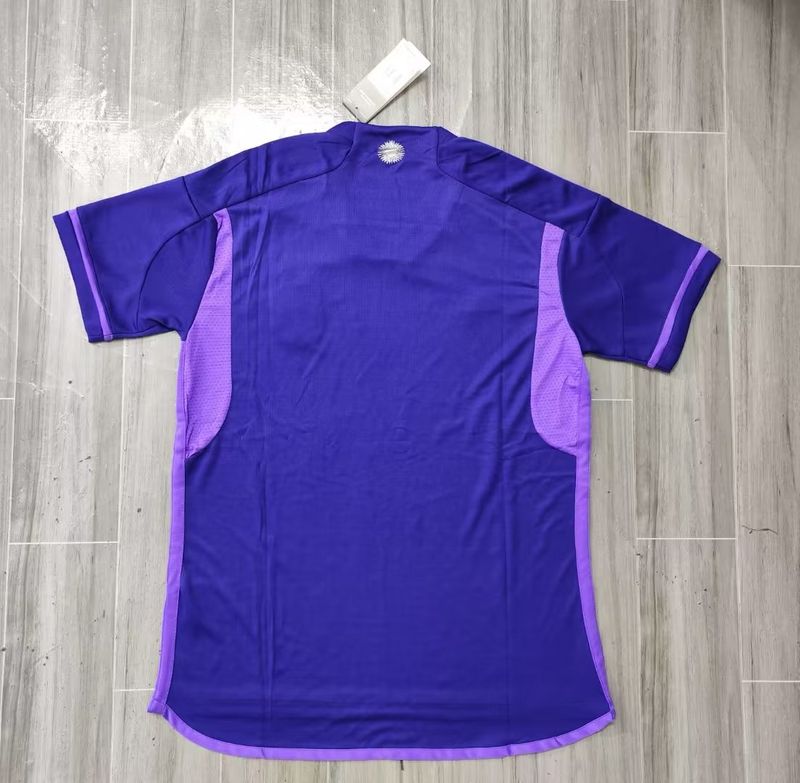 Maillot rétro Argentine extérieur 2 étoiles 2022 Image secondaire du produit