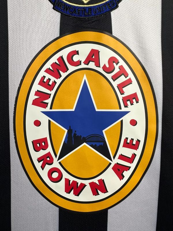Maillot domicile rétro manches longues Newcastle United 1997-1999