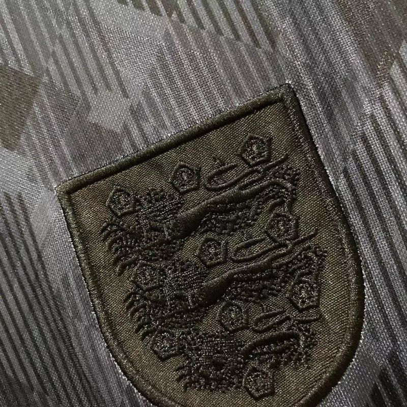Retro England 1990 away