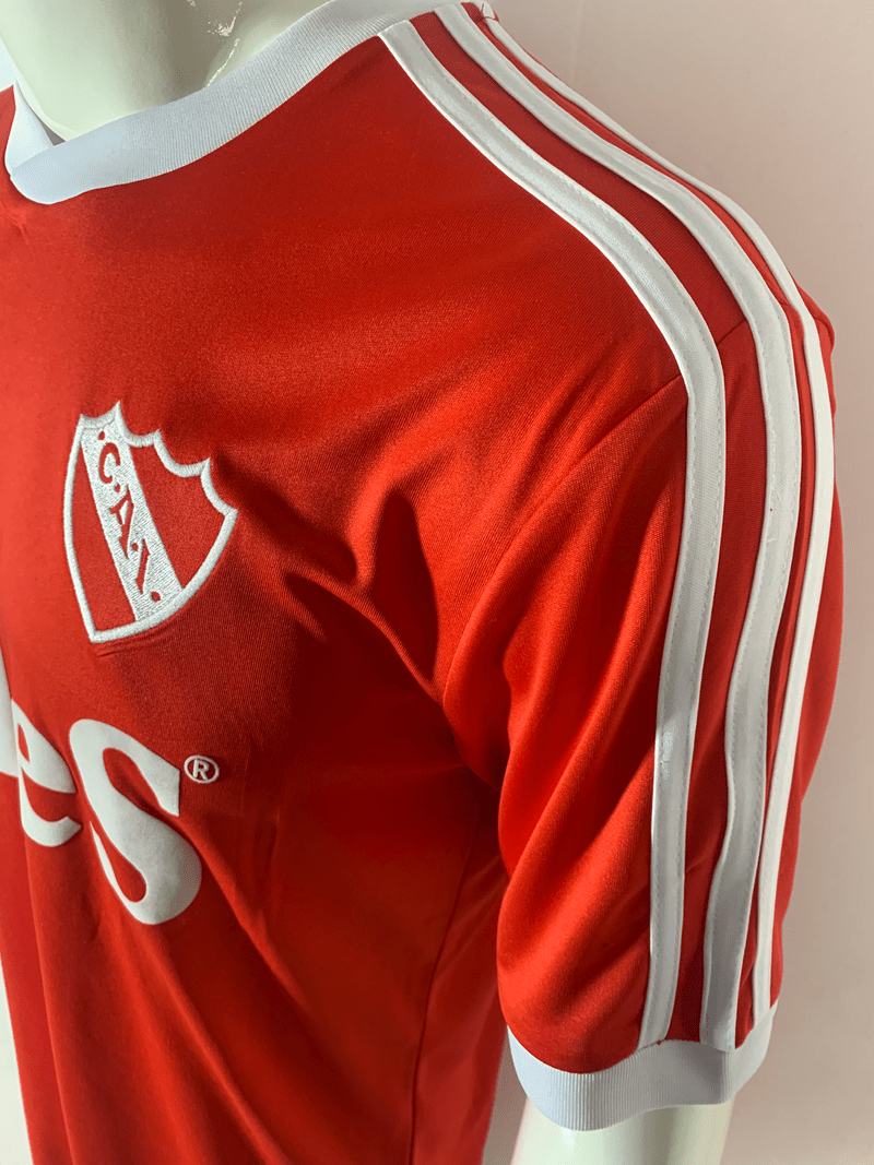 Atlético Independiente 1989 - 1990 home - WCFOOTBALLSUIT