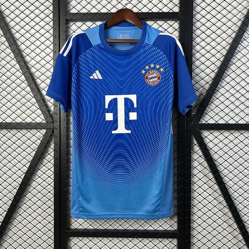 Bayern München 2025 - 2026 goalkeeper - WCFOOTBALLSUIT Main image