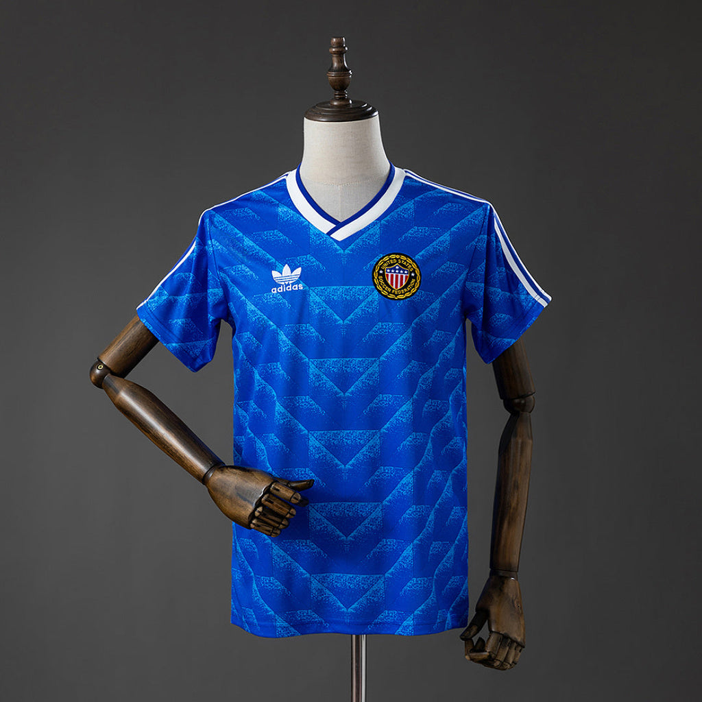 Retro USA 1988 Away Fan