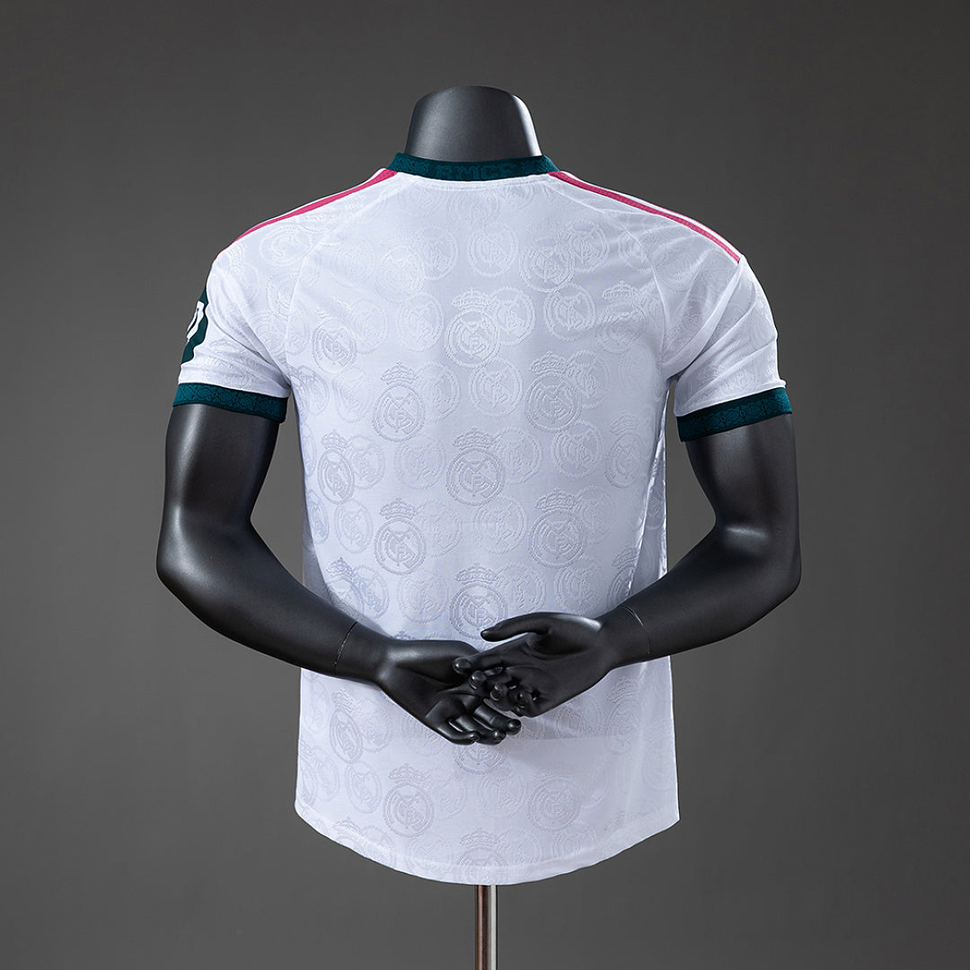 Real Madrid 2026-2027 special edition player