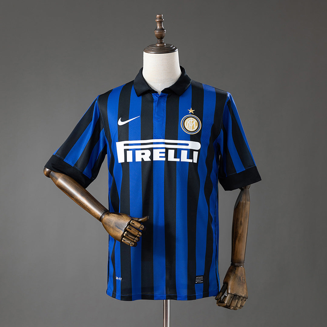 Rétro Inter Milan 2011-2012 domicile Fan Image principale du produit