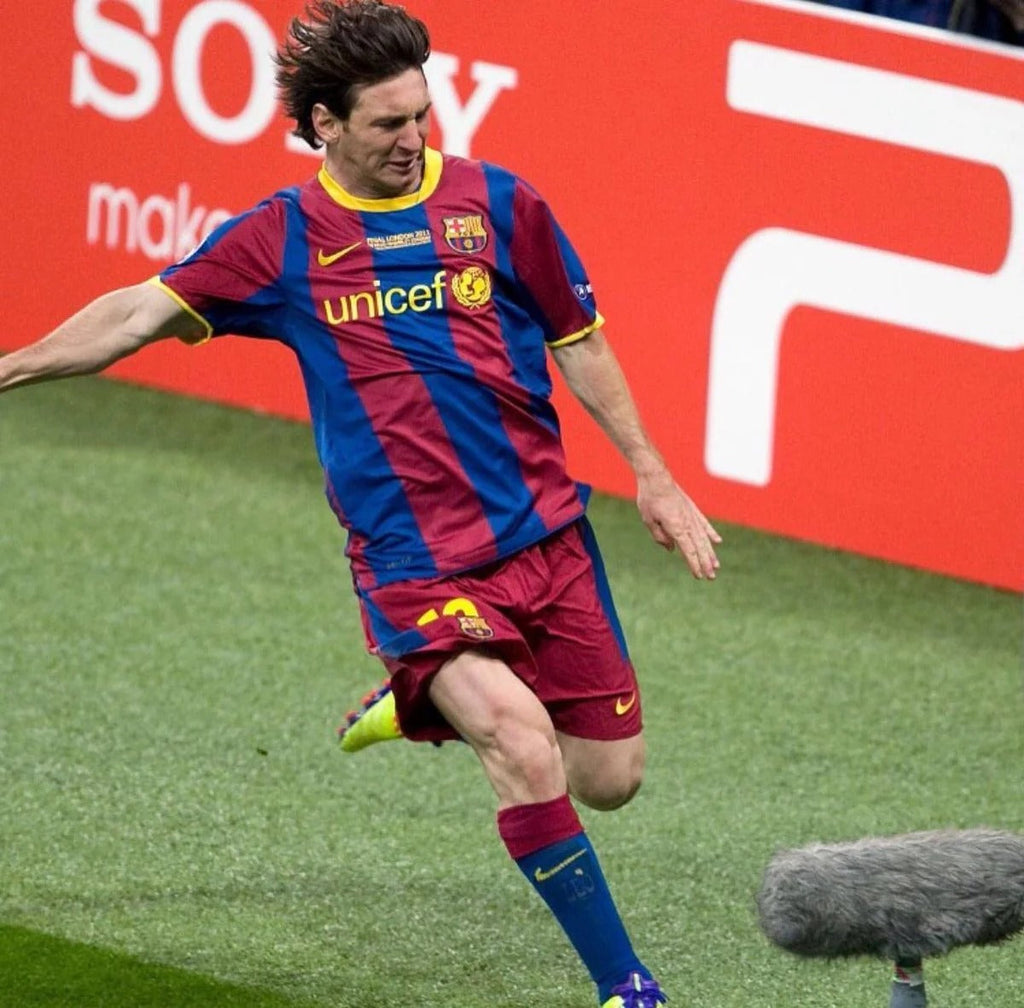 Retro FC Barcelona 2010-2011 home