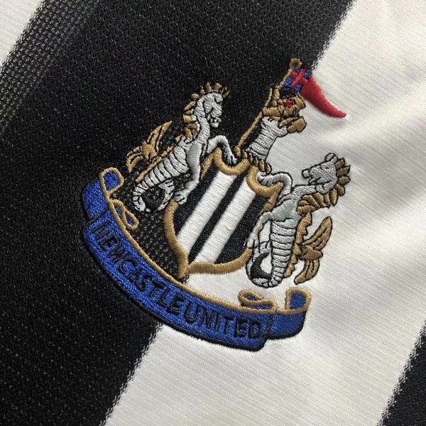 Retro Newcastle United 1995-1997 home