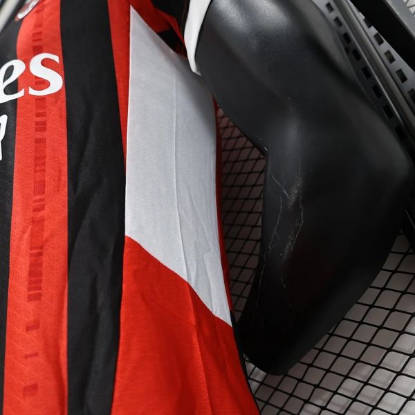 Joueur domicile AC Milan 2024-2025
