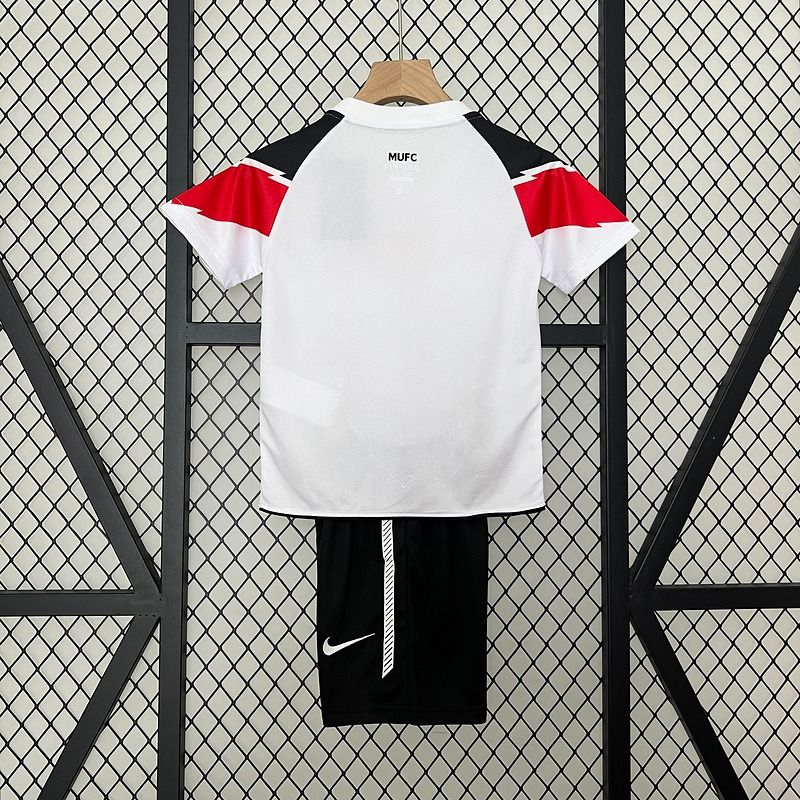 Retro Kids Manchester United 2010-2011 away