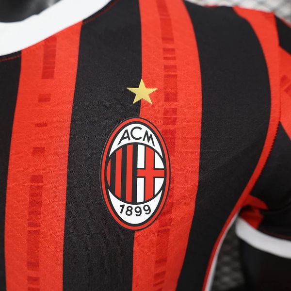 Joueur domicile AC Milan 2024-2025
