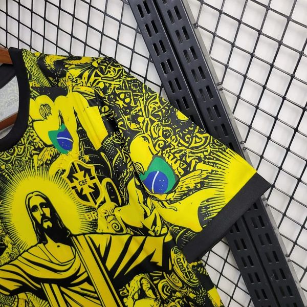 Brésil 2024 édition spéciale jesus jaune