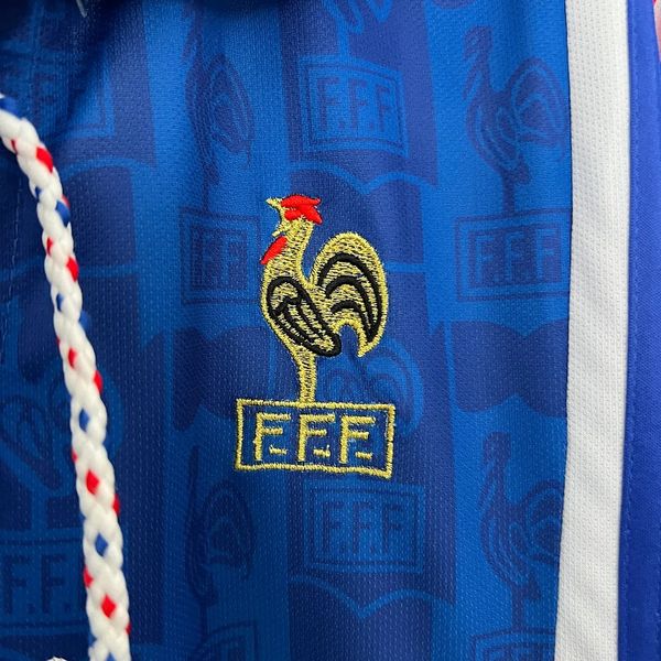 Retro France 1996 home