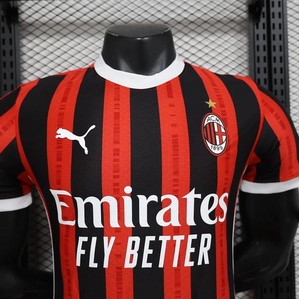 Joueur domicile AC Milan 2024-2025