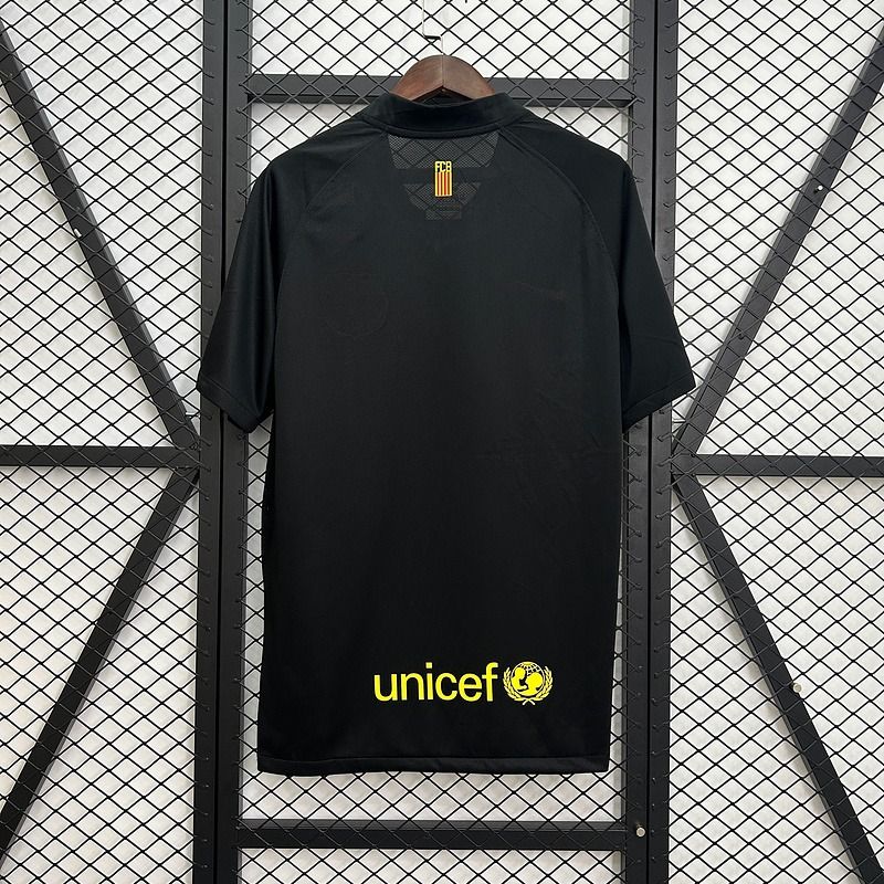 Retro FC Barcelona 2011-2012 away Secondary image