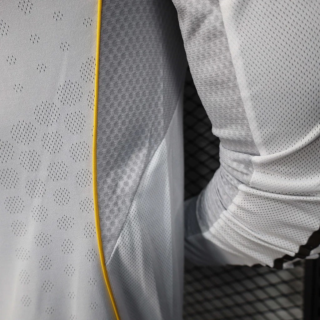 Real Madrid 2025-2026 home Long Sleeve