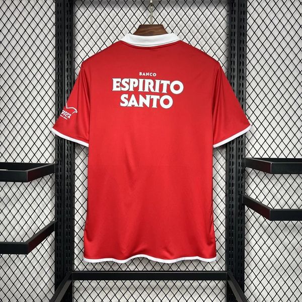Retro SL Benfica 2004-2005 home Secondary image