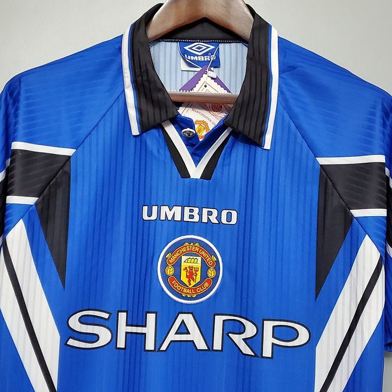 Maillot rétro Manchester United 1996-1997 extérieur (deuxième)