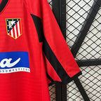 Maillot rétro extérieur de l'Atletico Madrid 2001-2002