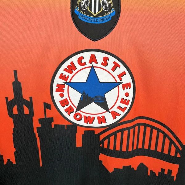 Retro Newcastle United 1996-1997 Goalkeeper Long Sleeves