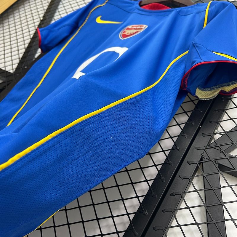 Retro Arsenal FC 2004-2005 away