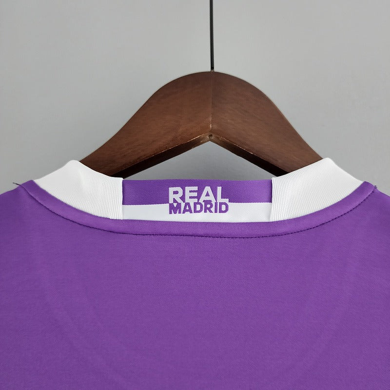Retro Real Madrid 2016-2017 away