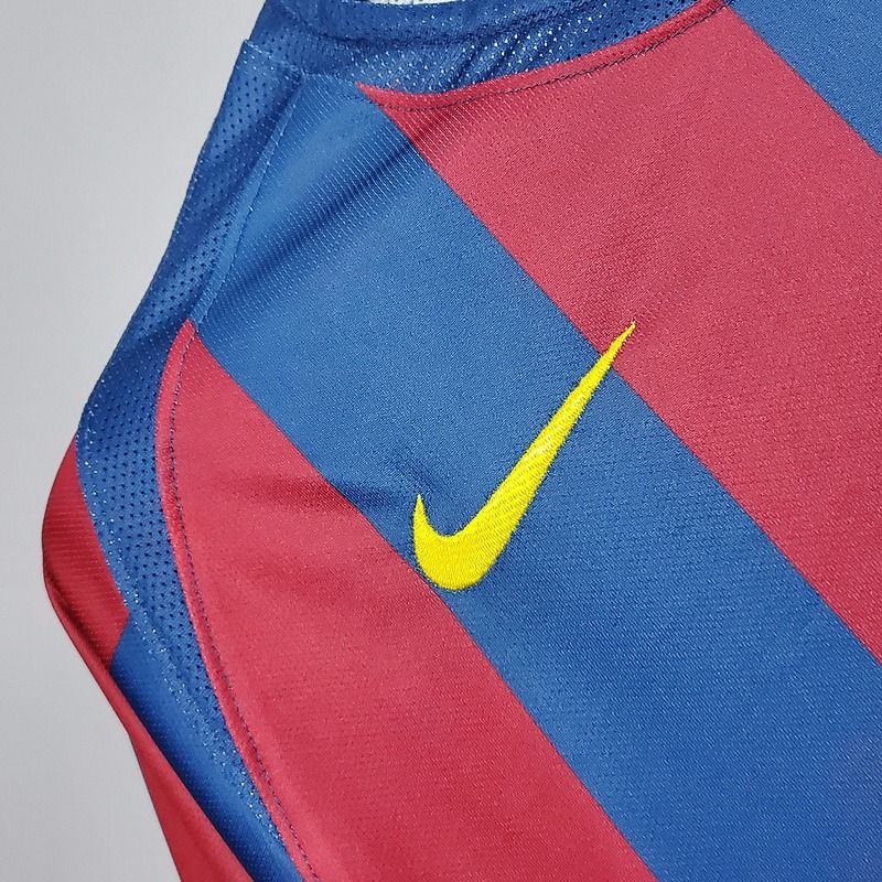 Retro FC Barcelona 2005-2006 home UCL edition