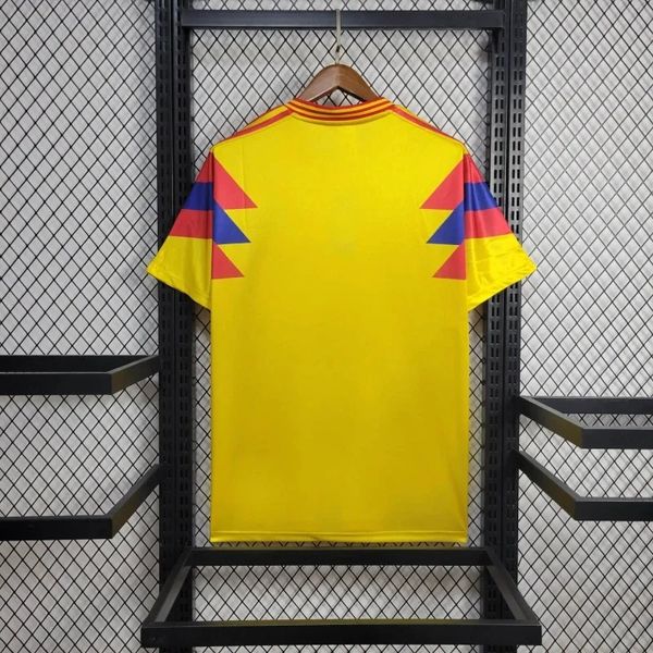 Retro Colombia 1990 home Secondary image
