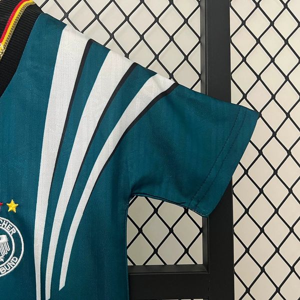 Retro Kids Germany 1996 away