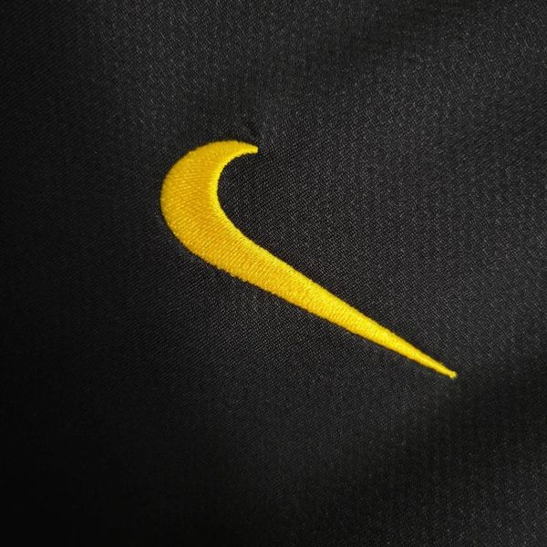 Retro Portugal 2006 away