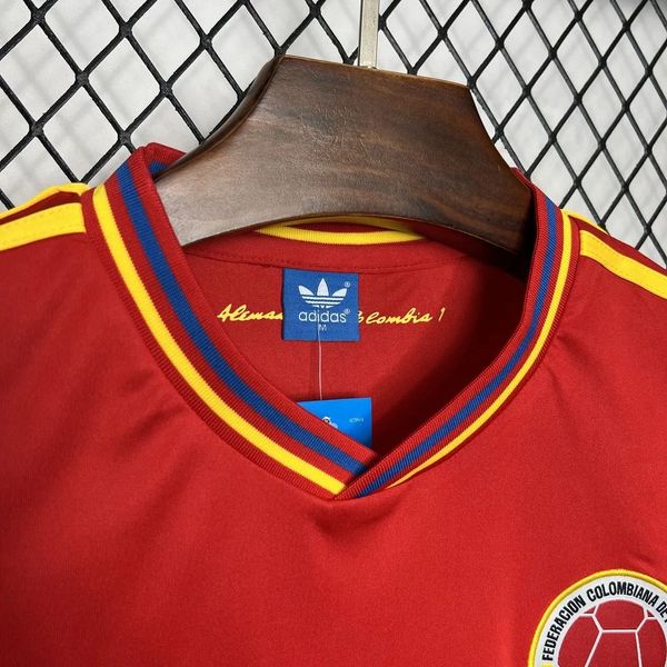 Rétro Colombie 1990 extérieur