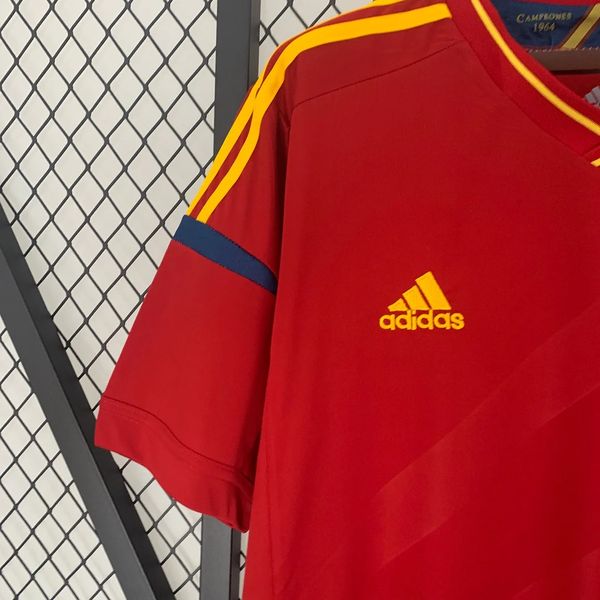 Retro Spain 2012 home