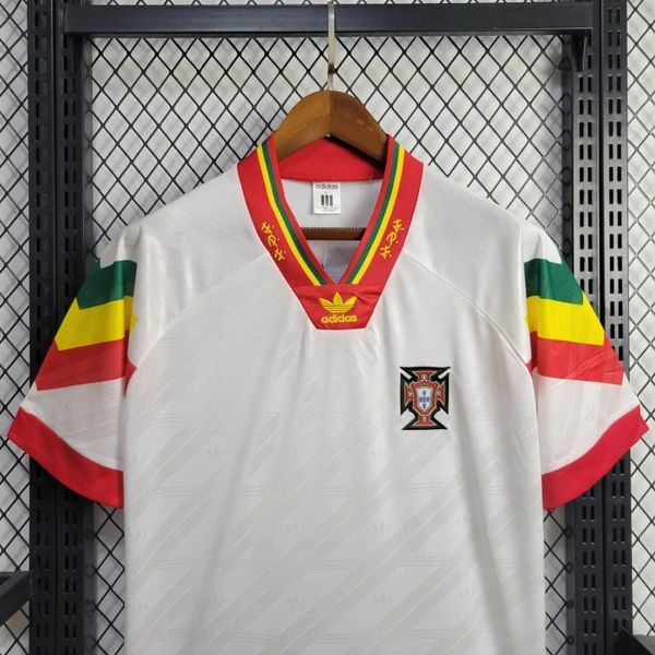 Maillot rétro du Portugal 1992-1994, extérieur