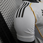 Joueur domicile Real Madrid 2025-2026