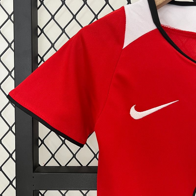 Retro Kids Manchester United 2005-2006 home