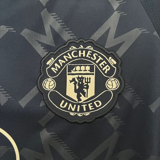 Manchester United extérieur 2024-2025