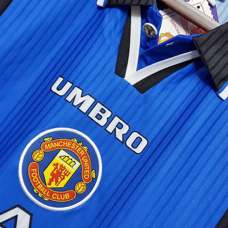 Maillot rétro Manchester United 1996-1997 extérieur (deuxième)